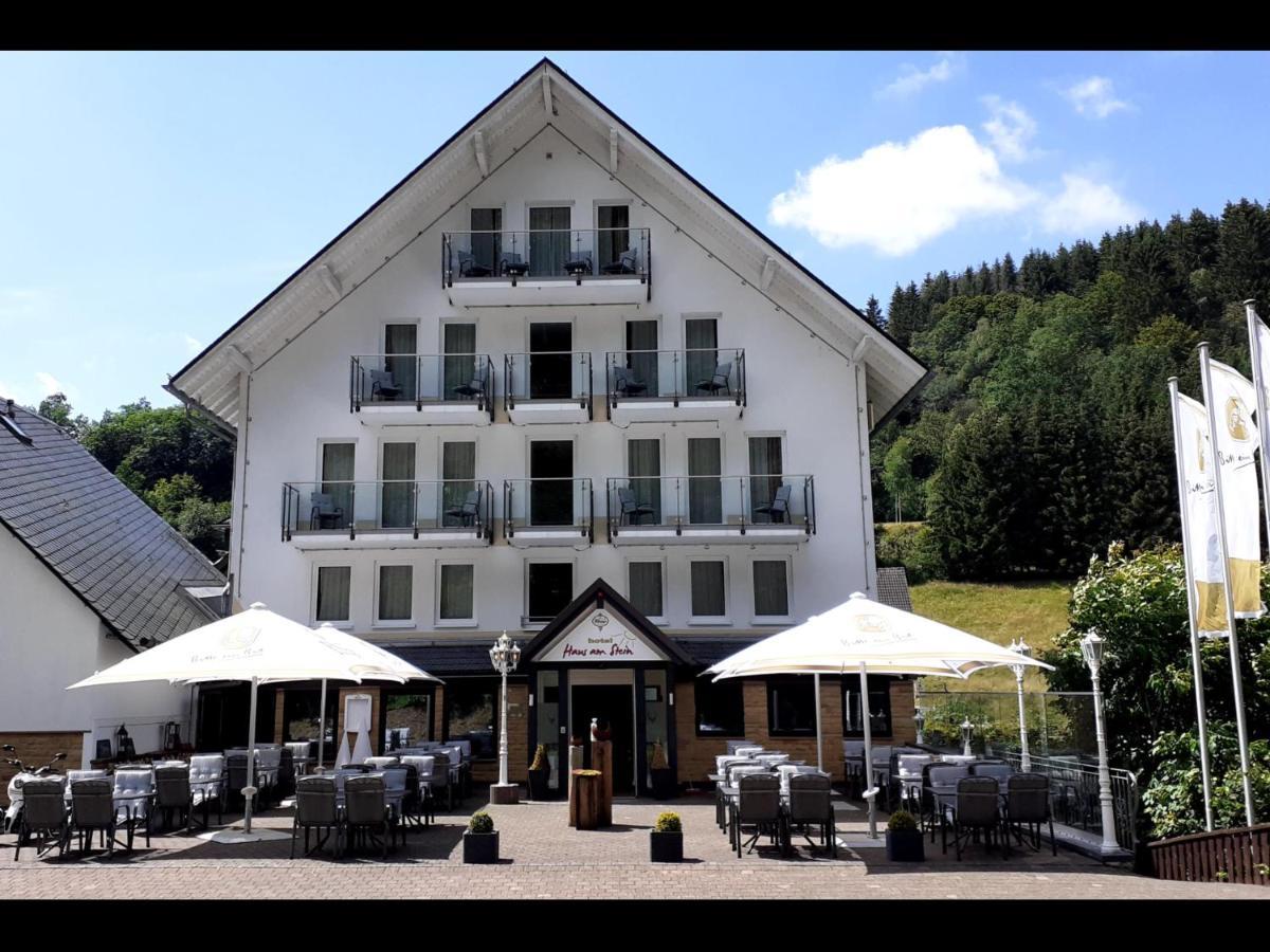 Hotel Haus Am Stein Winterberg Exterior foto